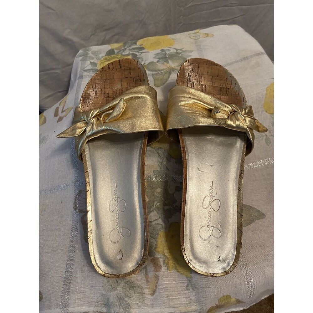 Jessica‎ Simpson Gold Wedge Sandals Size 9